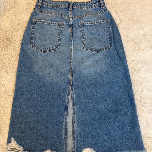 NWOT, Zara Blue Distressed Pencil Skirt - Picture 5 of 7